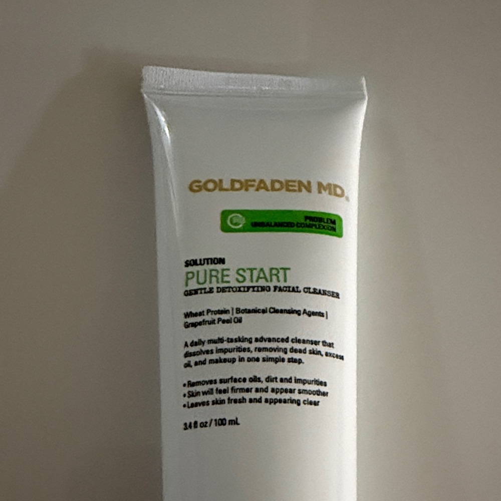 GOLDFADEN MD. Pure Start facial qCleanser